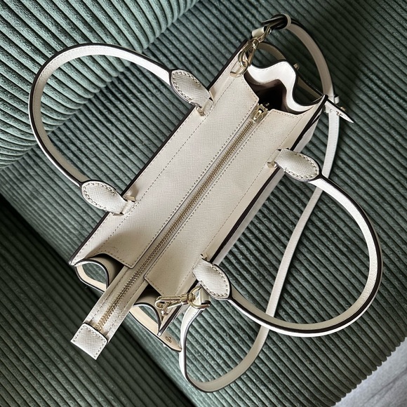 Cream Crossbody Tote Bag - Picture 3 of 8